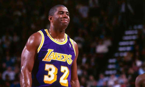 在这片绿茵 在这片绿茵